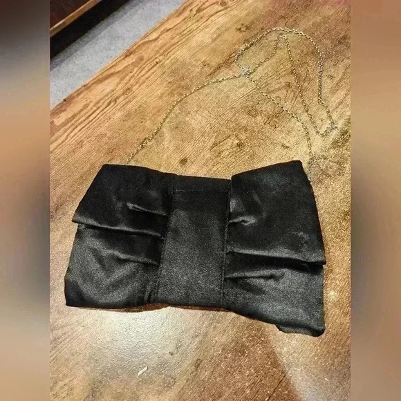 Satin Black Bow Purse w/ Clasp & Chain Strap - Picture 2 of 3